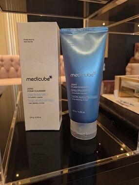 Medicube Zero Foam Cleanser – Blue
